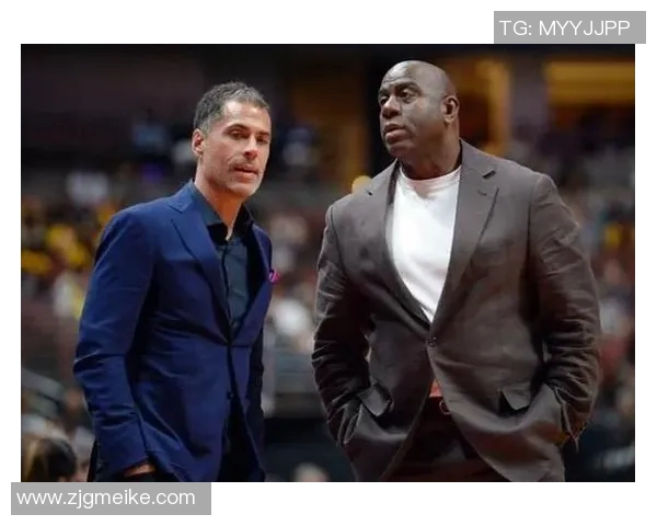 球队老板亲自下场训练，场面滑稽引热议